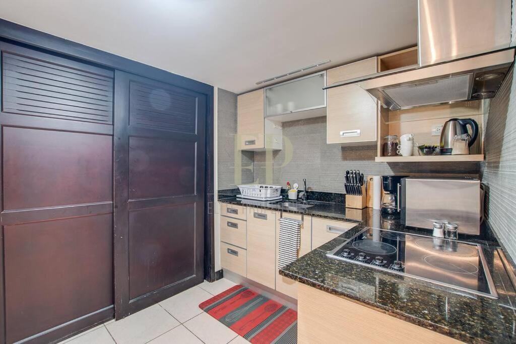 Cr Mariposa Rentals Comfortable Penthouse, Ac, Pool, Gym, Tennis سانتا آنا المظهر الخارجي الصورة
